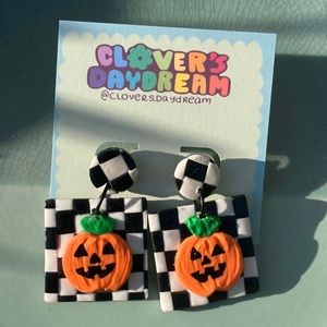 Checkered Jack-o-lantern Earrings | Spooky Season | Cute Halloween Pumpkins